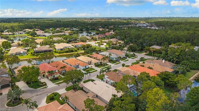 5019 Fairhaven LN, Naples, FL 34109