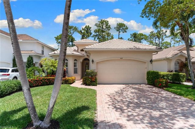 5019 Fairhaven LN, Naples, FL 34109