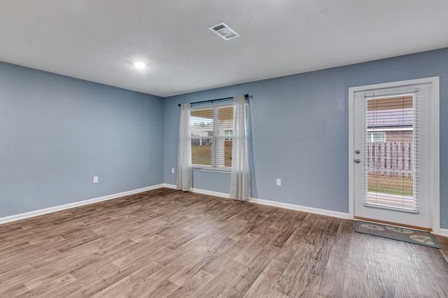 806 Moorhen Way, Crestview, FL 32539