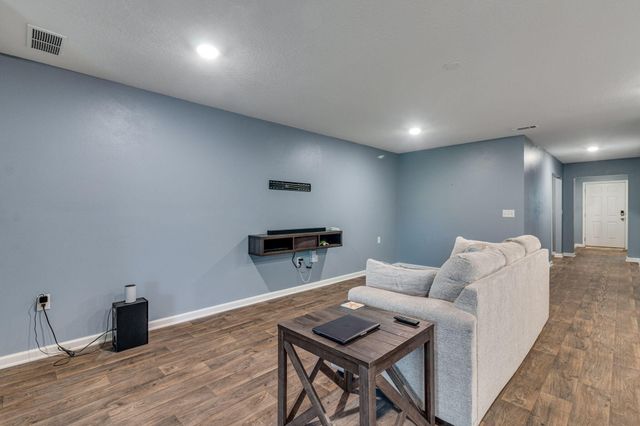 806 Moorhen Way, Crestview, FL 32539