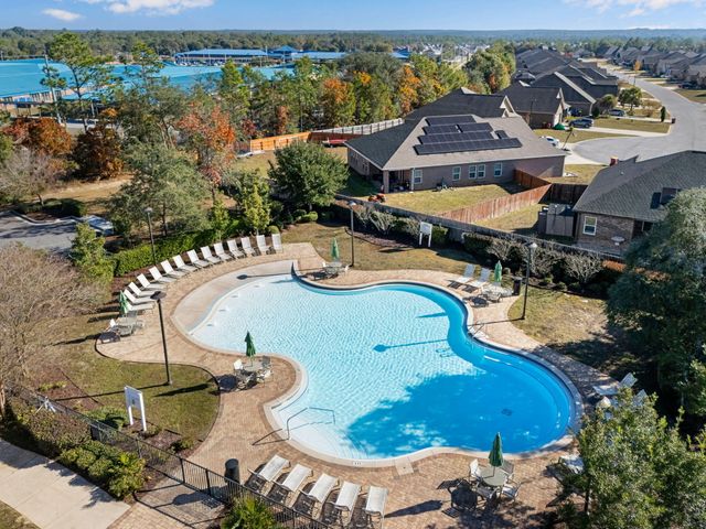 806 Moorhen Way, Crestview, FL 32539