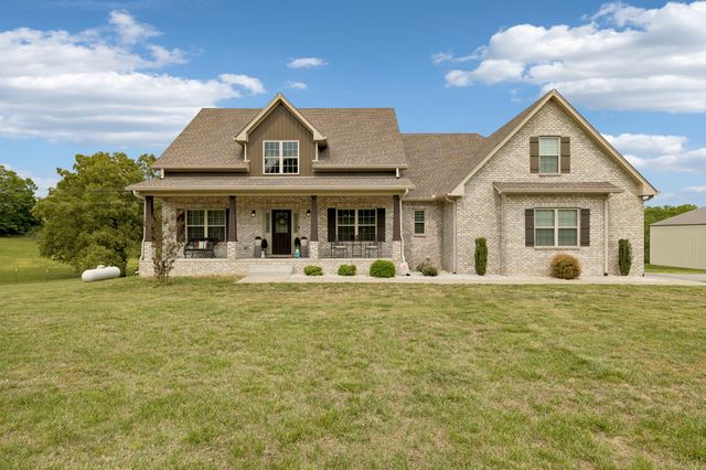 4163 Old Highway 52, E, Westmoreland, TN 37186