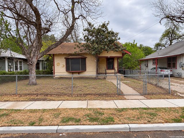 351 BARRETT PL, San Antonio, TX 78225