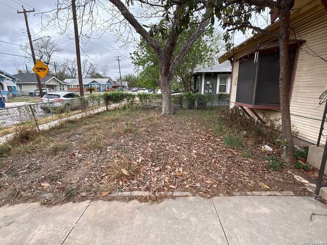 351 BARRETT PL, San Antonio, TX 78225