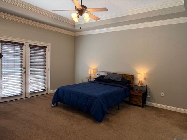 12028 Hollywood Park Dr, Geismar, LA 70734