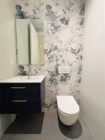 136 Park Street, Woodmere, NY 11598