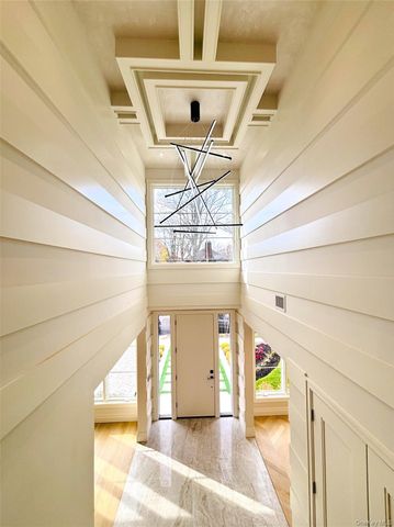 136 Park Street, Woodmere, NY 11598