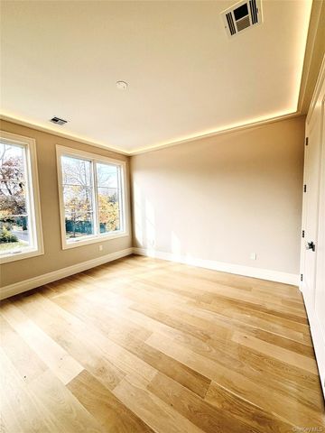 136 Park Street, Woodmere, NY 11598