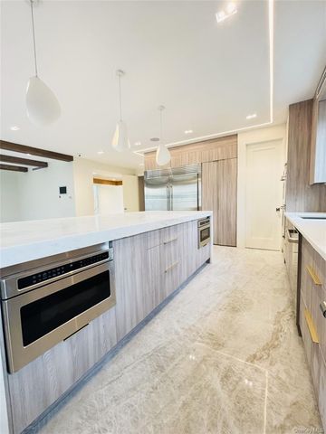 136 Park Street, Woodmere, NY 11598