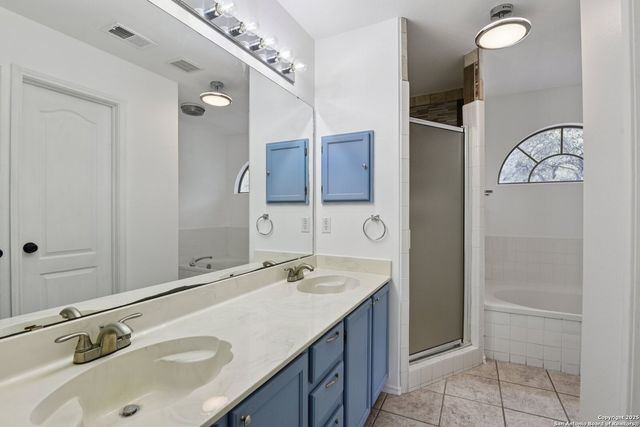 23 Terrace Pl, San Antonio, TX 78230