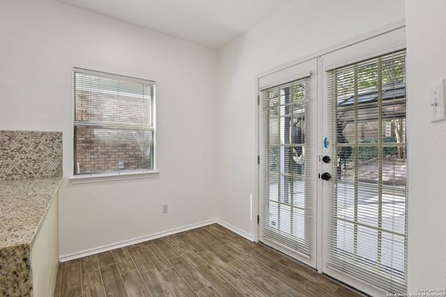 23 Terrace Pl, San Antonio, TX 78230