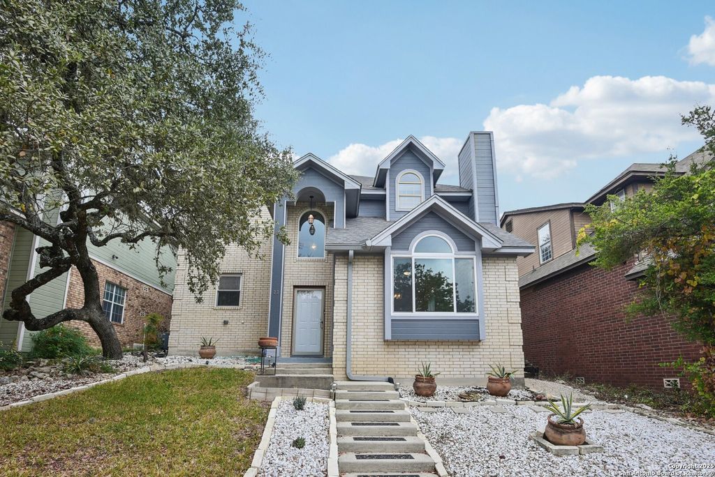 23 Terrace Pl, San Antonio, TX 78230