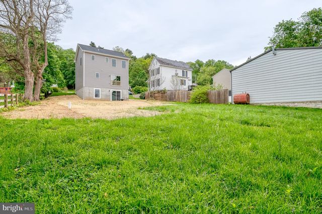 1620 CHESTNUT ST, Whiteford, MD 21160
