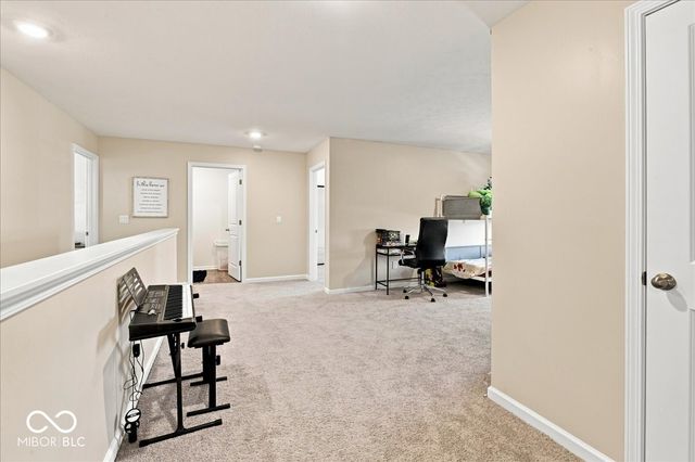 6039 Madera Drive, Whitestown, IN 46075