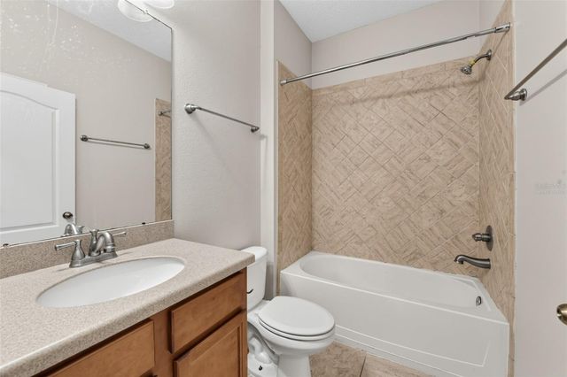 12218 LAVENDER LOOP, Bradenton, FL 34212