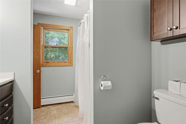 3870 Diamond Hill Road, Cumberland, RI 02864