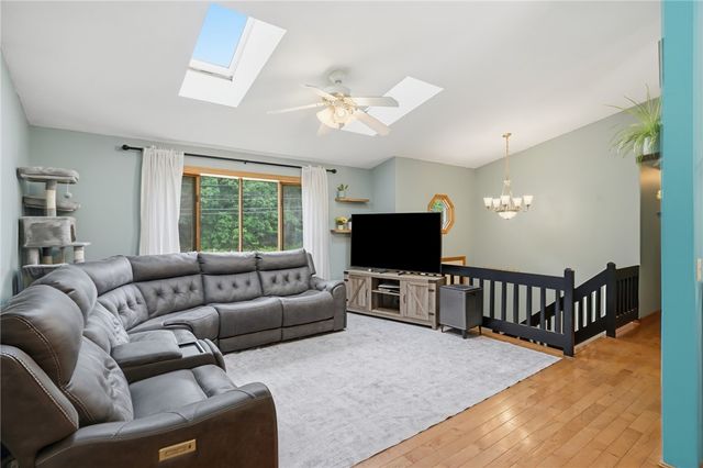 3870 Diamond Hill Road, Cumberland, RI 02864