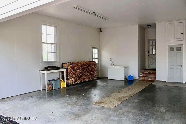 101 Sgt Prentiss Drive, Natchez, MS 39120