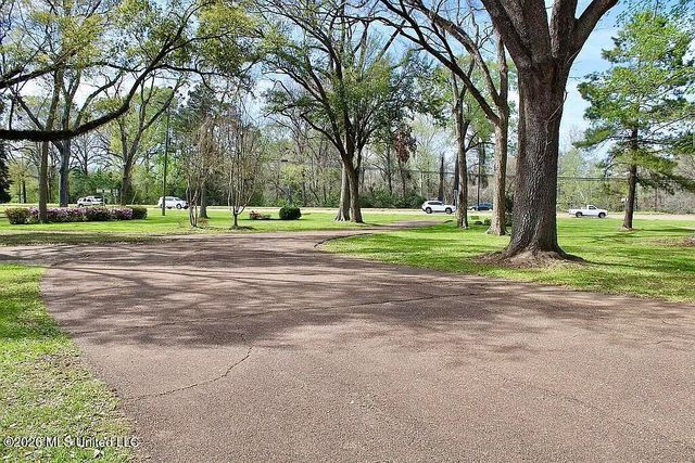 101 Sgt Prentiss Drive, Natchez, MS 39120