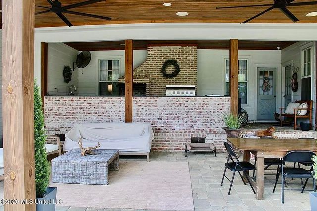 101 Sgt Prentiss Drive, Natchez, MS 39120