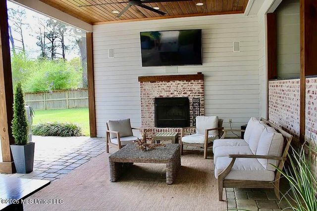 101 Sgt Prentiss Drive, Natchez, MS 39120