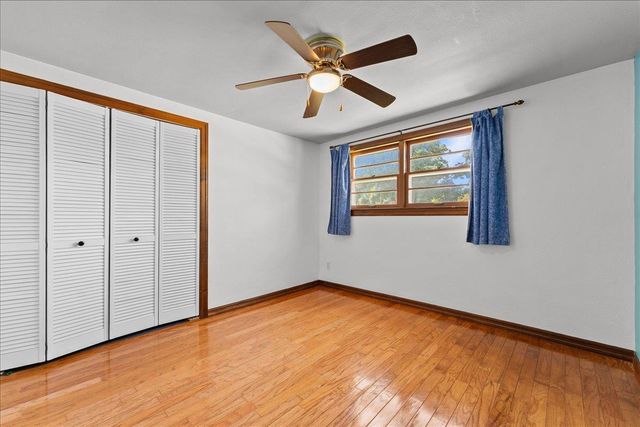 1496 RUSSELL STREET, Green Bay, WI 54304