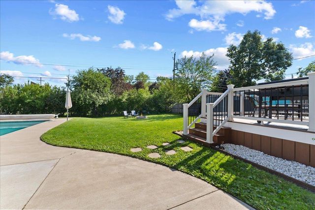 1496 RUSSELL STREET, Green Bay, WI 54304
