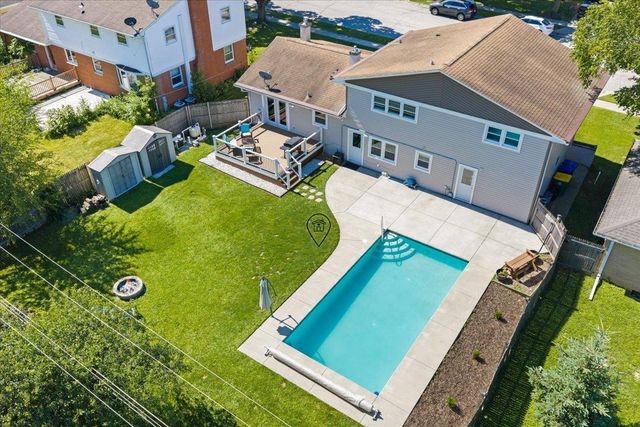 1496 RUSSELL STREET, Green Bay, WI 54304