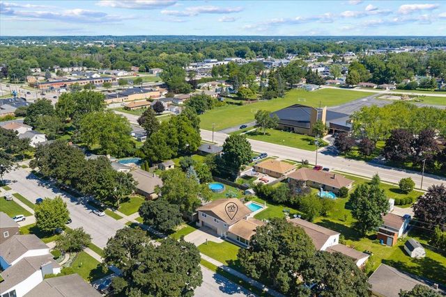 1496 RUSSELL STREET, Green Bay, WI 54304