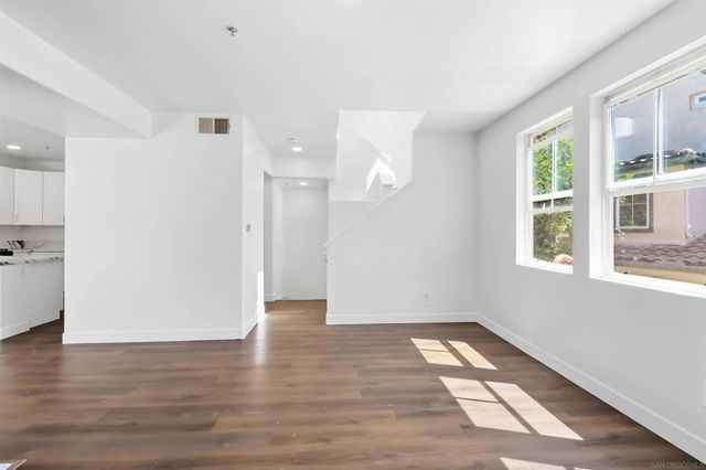 1479 Paseo Aurora, San Diego, CA 92154