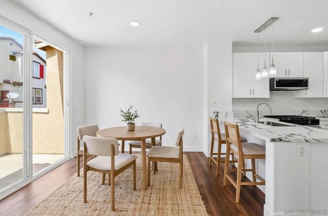 1479 Paseo Aurora, San Diego, CA 92154