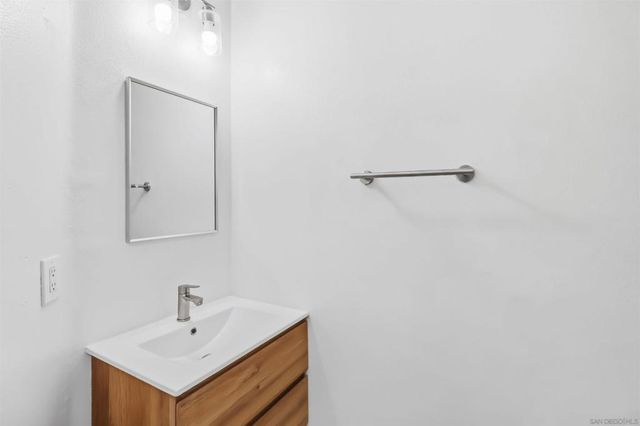 1479 Paseo Aurora, San Diego, CA 92154