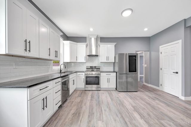 81 Hillsdale Avenue, Cincinnati, OH 45216