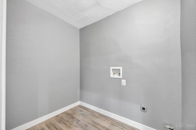 81 Hillsdale Avenue, Cincinnati, OH 45216