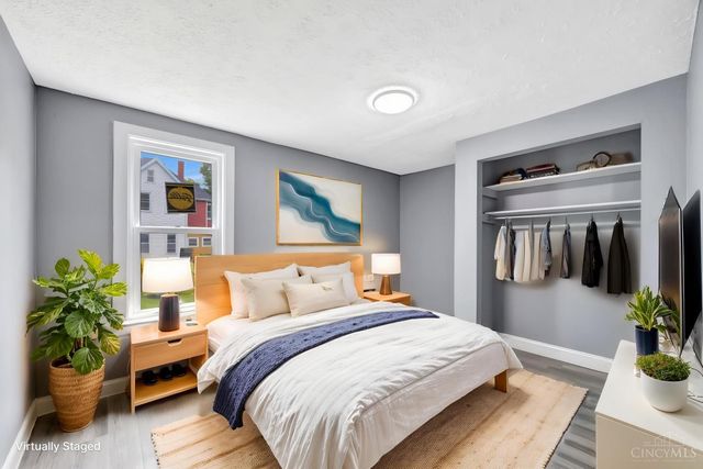 81 Hillsdale Avenue, Cincinnati, OH 45216