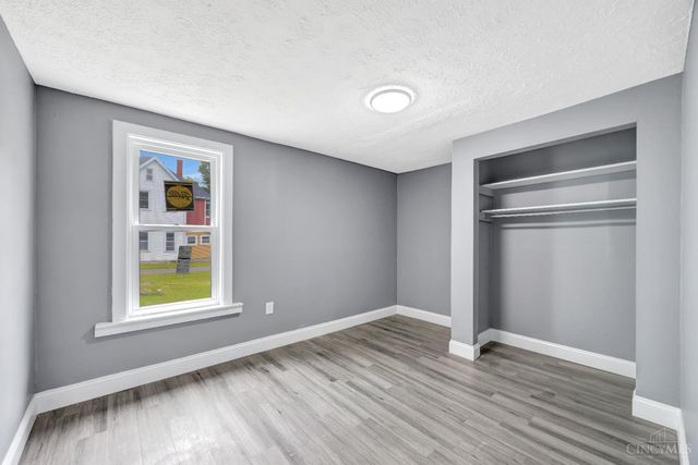 81 Hillsdale Avenue, Cincinnati, OH 45216