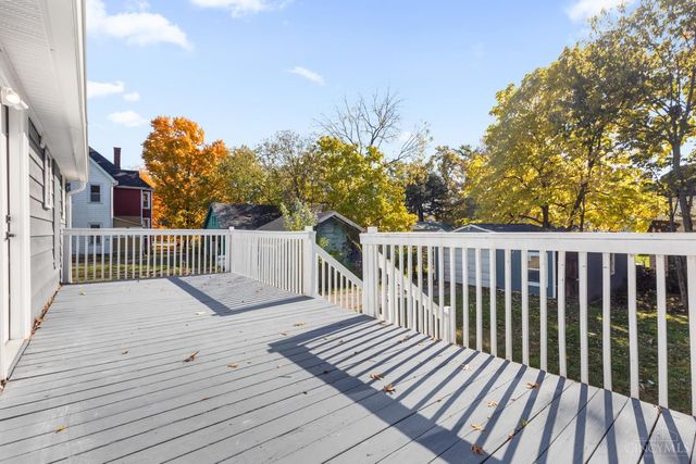 81 Hillsdale Avenue, Cincinnati, OH 45216