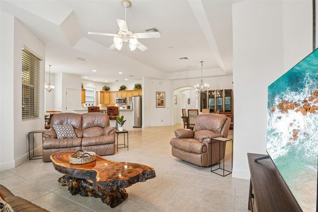 1159 ISLE OF PALMS PATH, The Villages, FL 32162