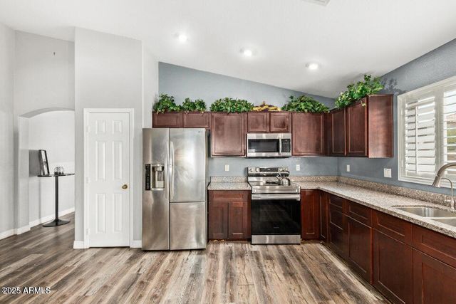 10442 W TORONTO Way, Tolleson, AZ 85353