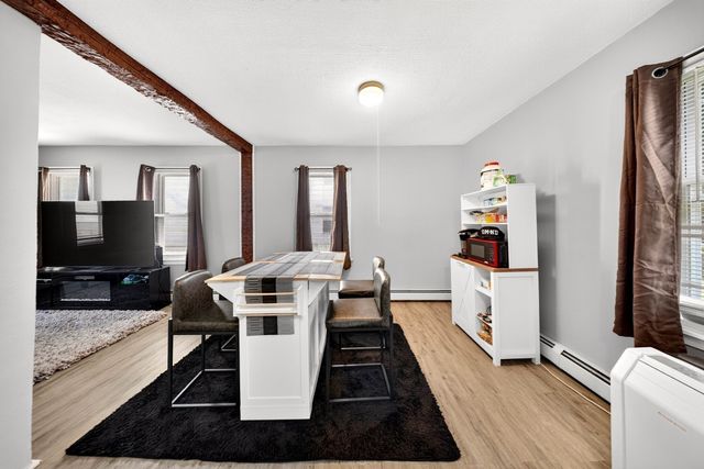 222 Albion St, Fall River, MA 02723