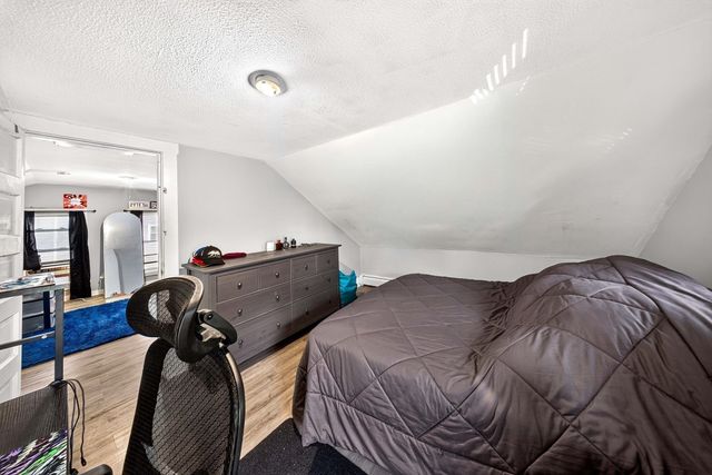 222 Albion St, Fall River, MA 02723