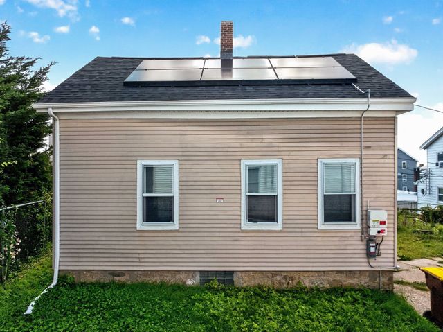 222 Albion St, Fall River, MA 02723
