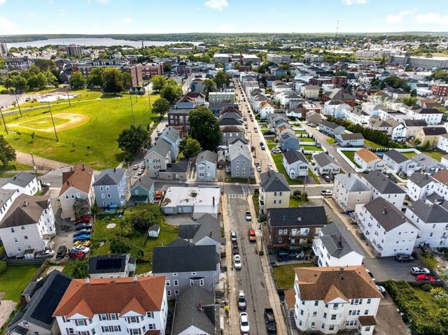 222 Albion St, Fall River, MA 02723
