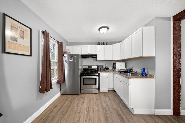 222 Albion St, Fall River, MA 02723