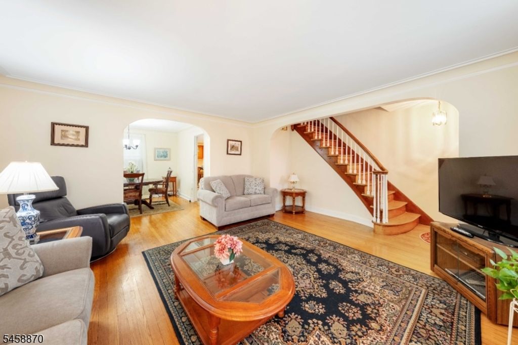 424 Frankfort St, City Of Orange Twp., NJ 07050 — photo 5