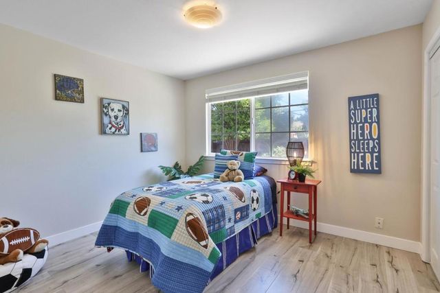 263 E Hemlock Avenue, Sunnyvale, CA 94085