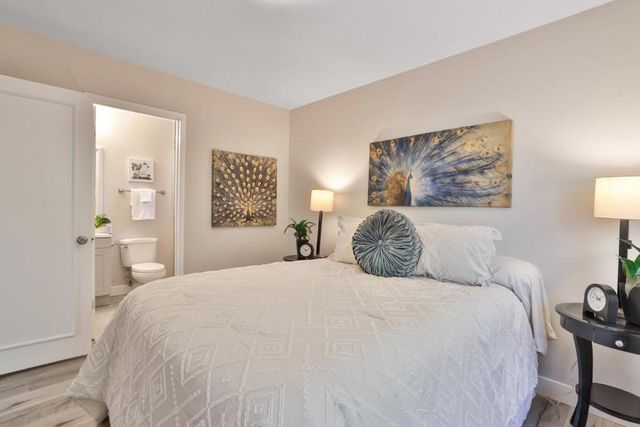 263 E Hemlock Avenue, Sunnyvale, CA 94085