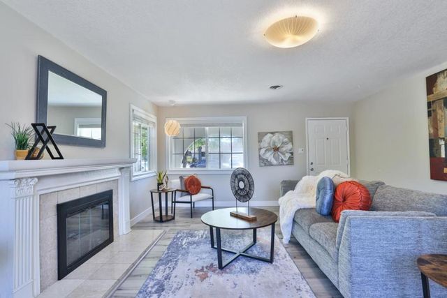 263 E Hemlock Avenue, Sunnyvale, CA 94085