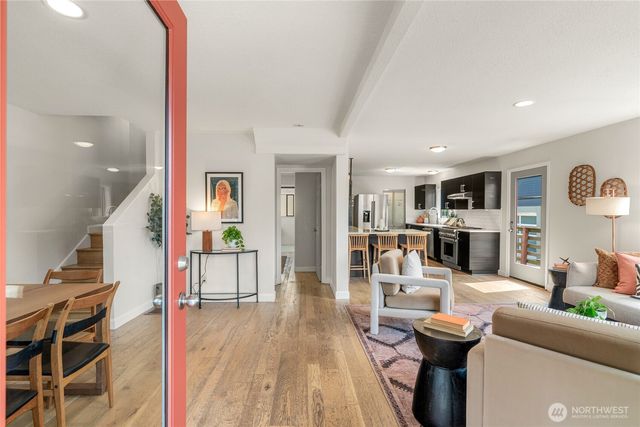 5328 12th Avenue S, Seattle, WA 98108