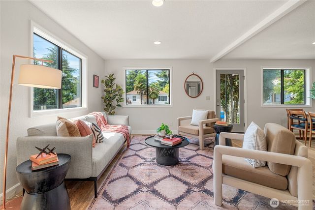 5328 12th Avenue S, Seattle, WA 98108